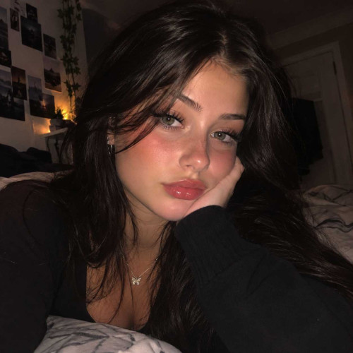 Debbie v. profile photo