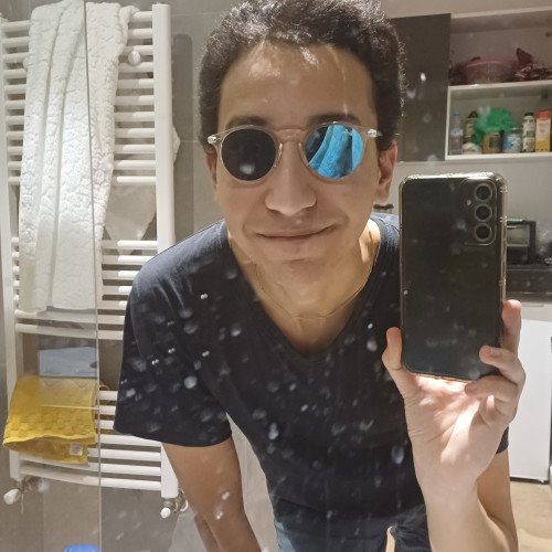 Simon L. profile photo