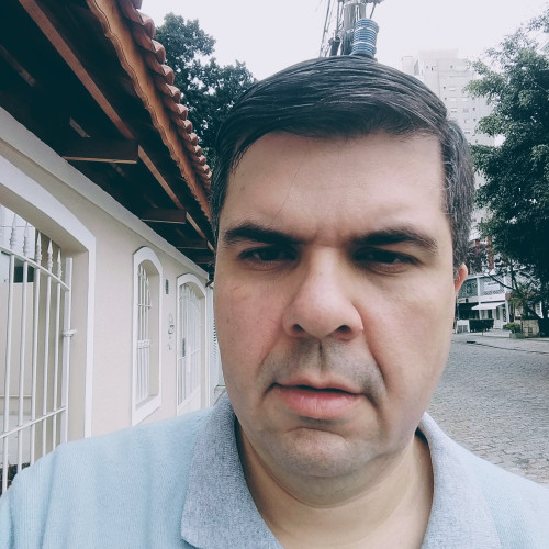 Paulo Roberto d.