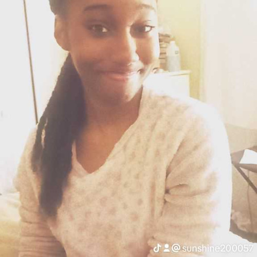 lisa b. profile photo