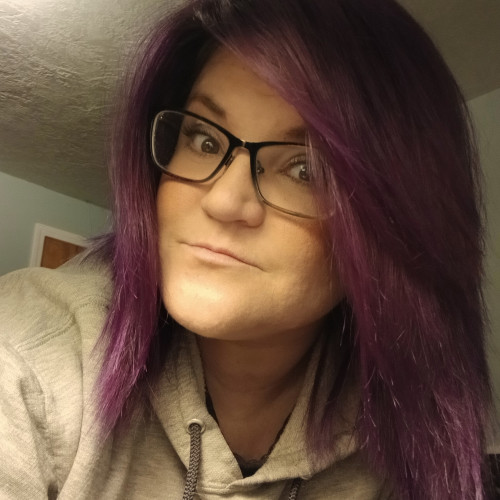 Dee J. profile photo