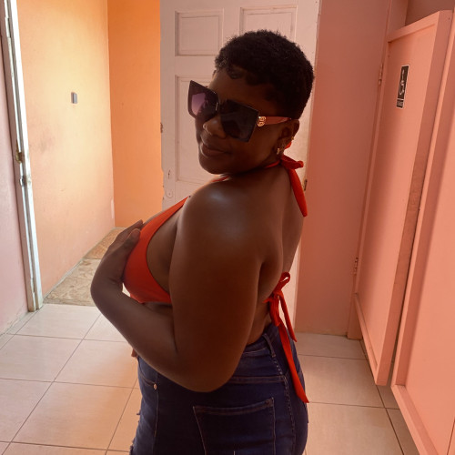 Desiree i. profile photo