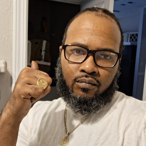 Jarae W. profile photo