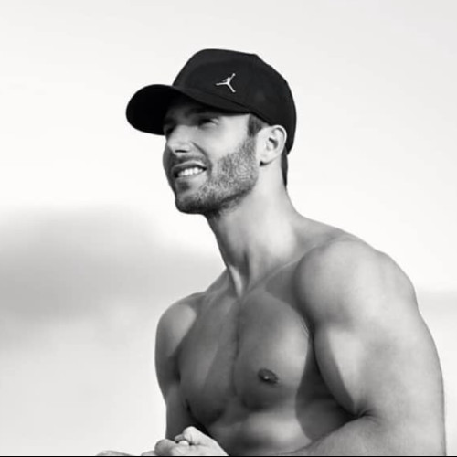 Simon W. profile photo