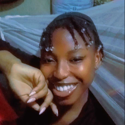 Esther O. profile photo