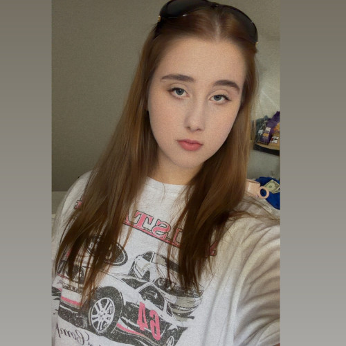 Rae L. profile photo