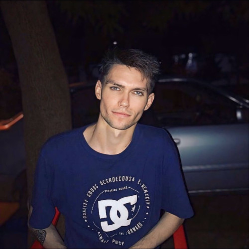 VINI BECKER D.