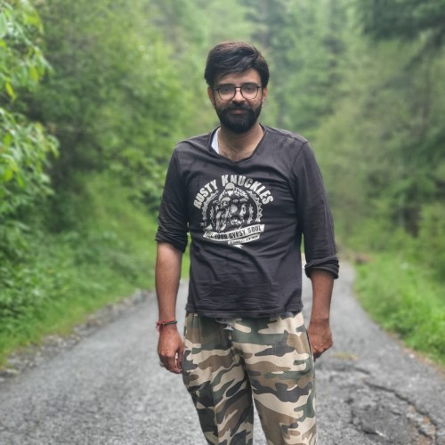 Aamir L.
