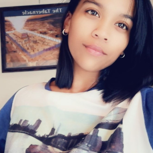 Robyn  A. profile photo