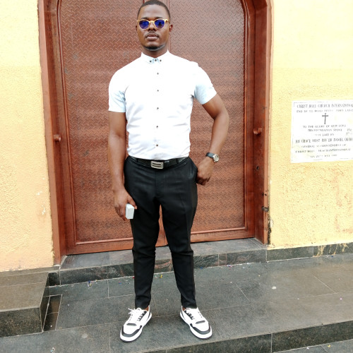 romeo m. profile photo