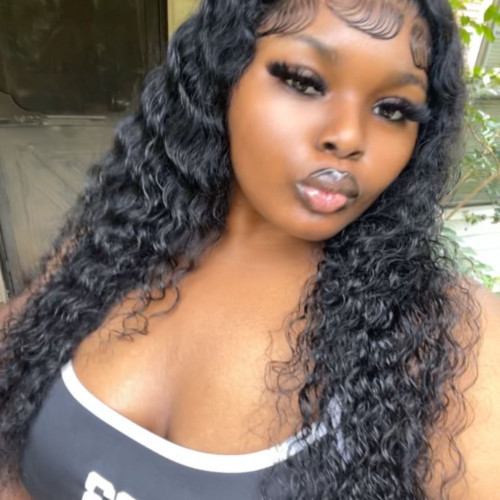 monie m. profile photo