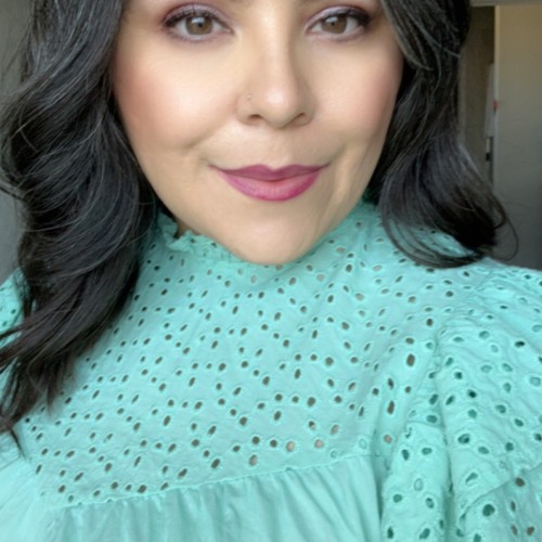 Victoria P.