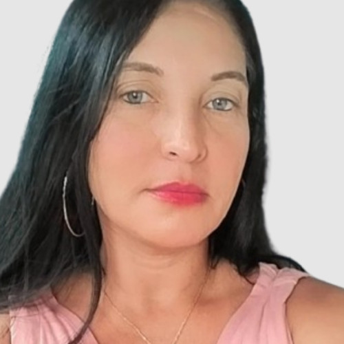 Thais  B. profile photo