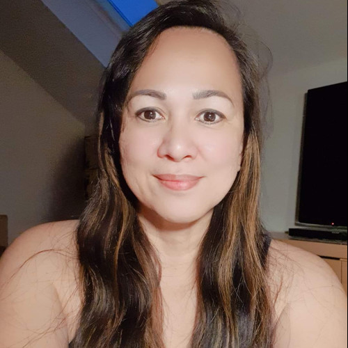 Simply R. profile photo