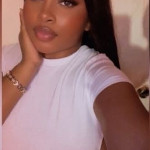 Amelia J. profile photo