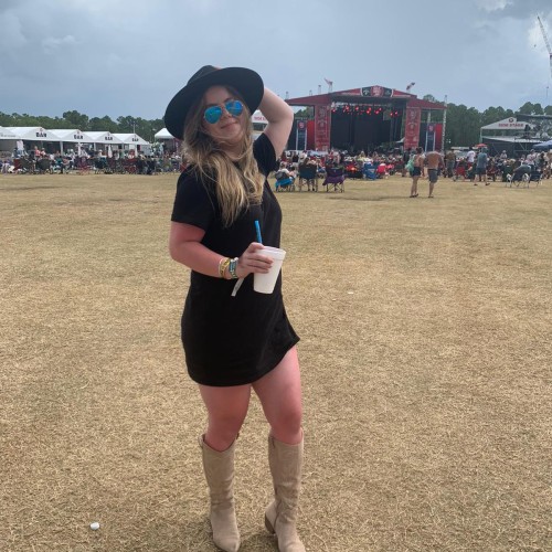 faigy b. profile photo