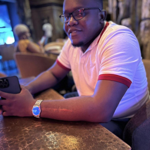 Nollis C. profile photo