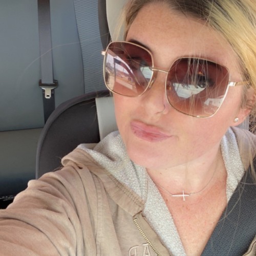 Kat T. profile photo