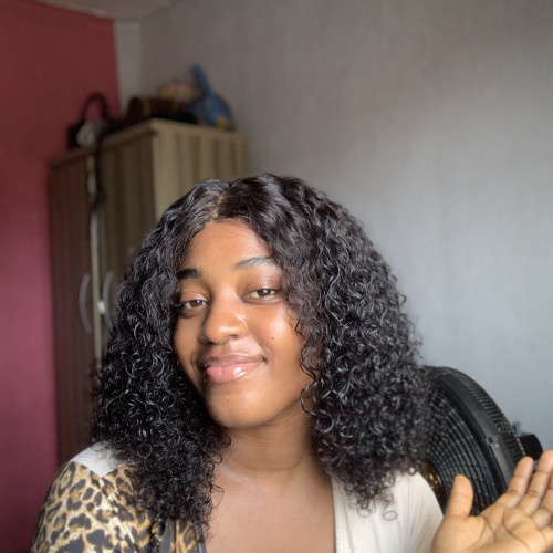 Phavy  F. profile photo