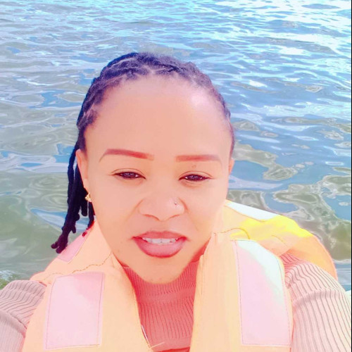 Esther T. profile photo