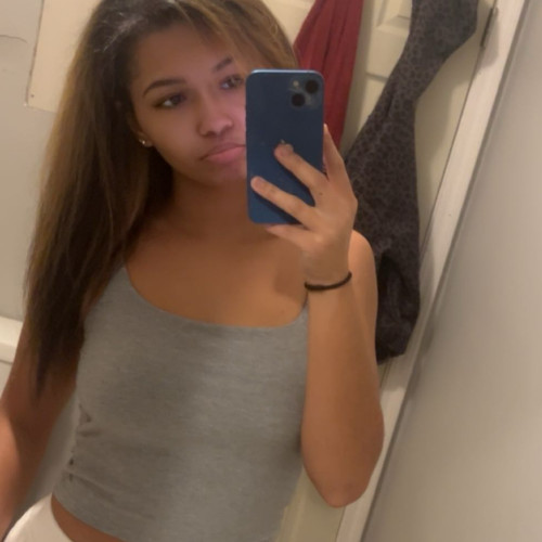 Raina D. profile photo