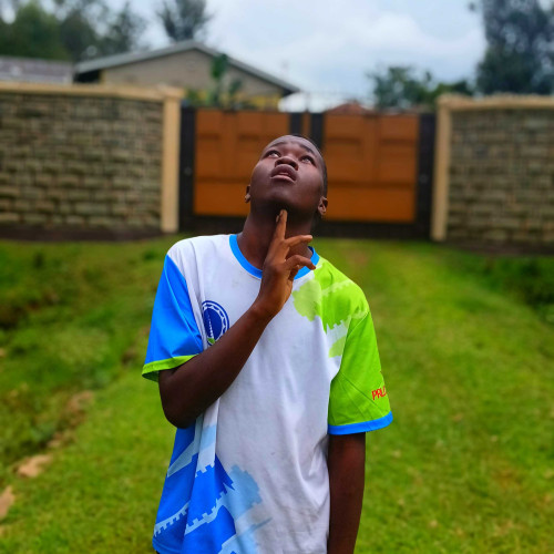 mnaree j. profile photo