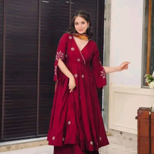 Hina H. profile photo