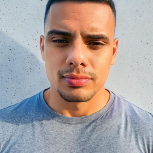 Marcos  V. profile photo