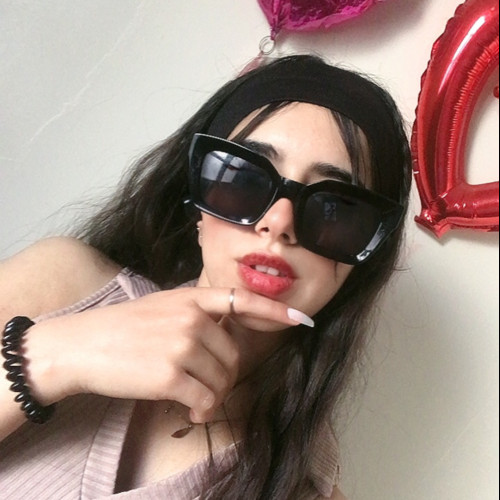Farah F. profile photo
