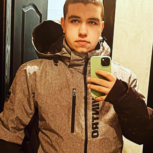 nikola p. profile photo