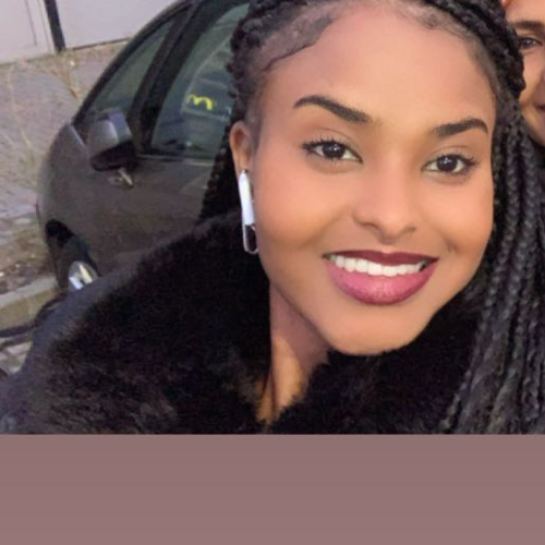 Warda W. profile photo