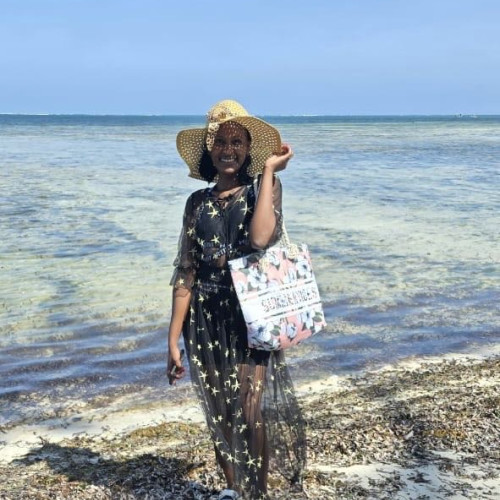 Annah M. profile photo