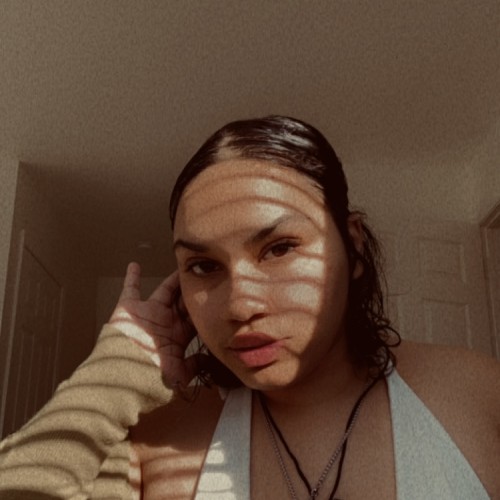 Kenyana L.