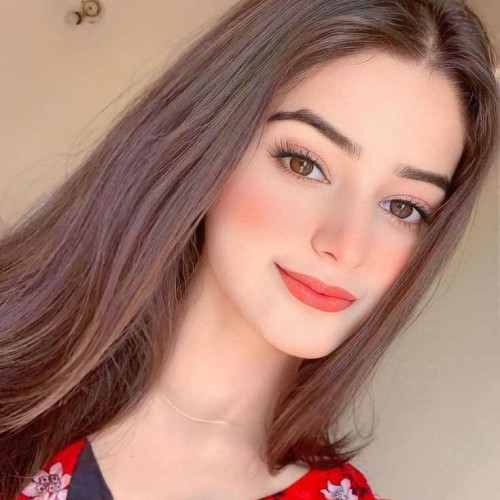 zainab i. profile photo