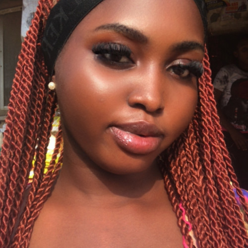 Esther O. profile photo