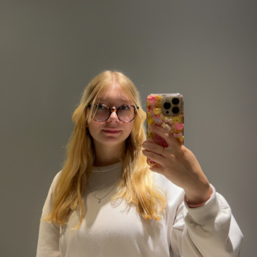 Maélie V. profile photo