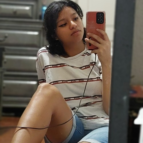 nathalie  m. profile photo