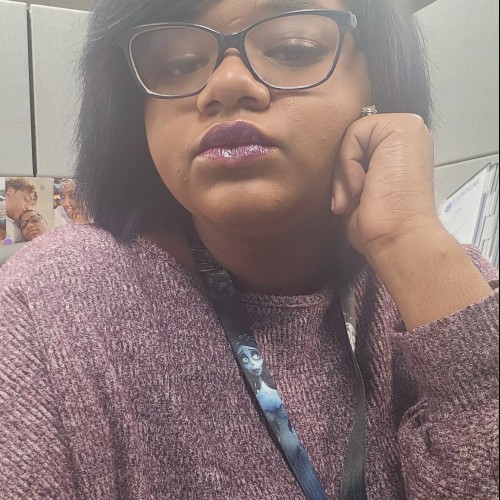 Shyneque R.