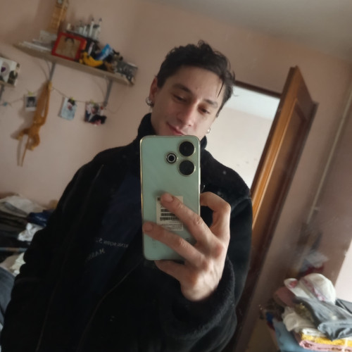 Vixon V. profile photo