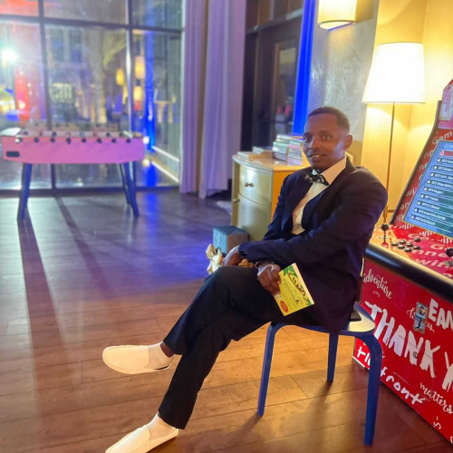 moses w. profile photo