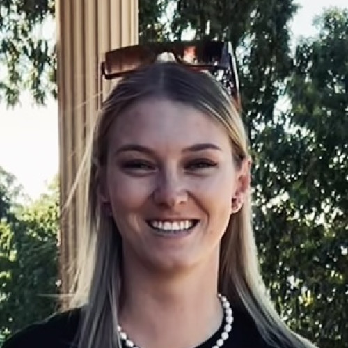 Lana  B. profile photo