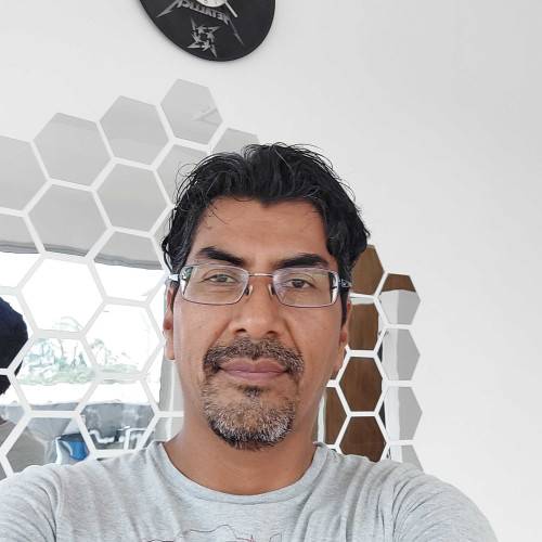 Luis V.