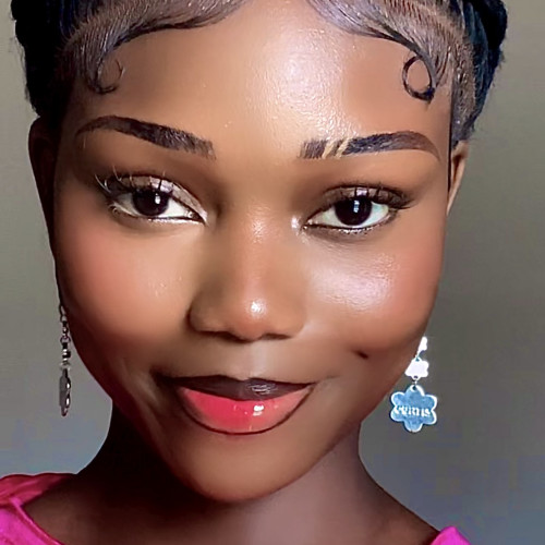 Her L. profile photo