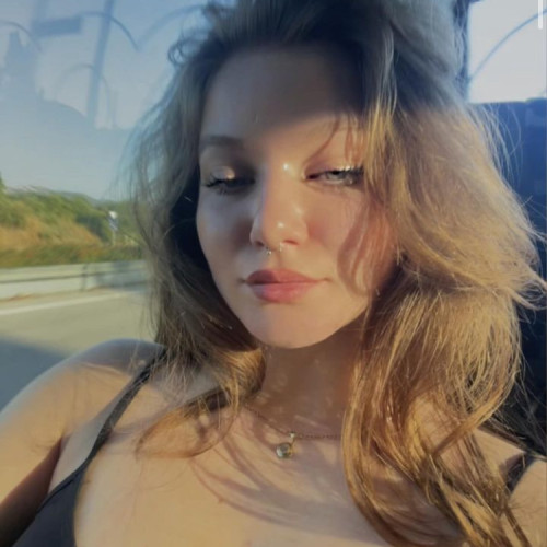 Arina G. profile photo