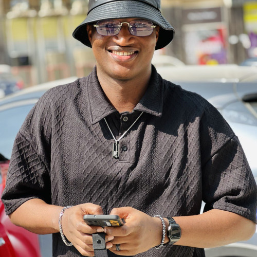 Dee D. profile photo