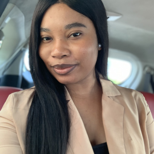 Victoria  V. profile photo