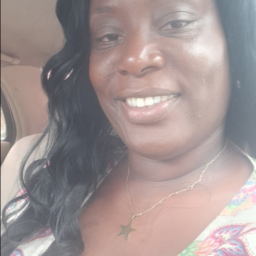 Charmaine L. profile photo