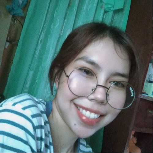 Kim M. profile photo