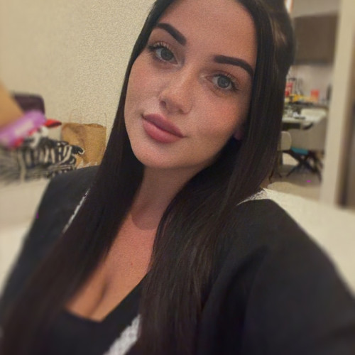 Courtney  S. profile photo