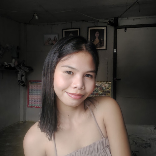 Jenny V.